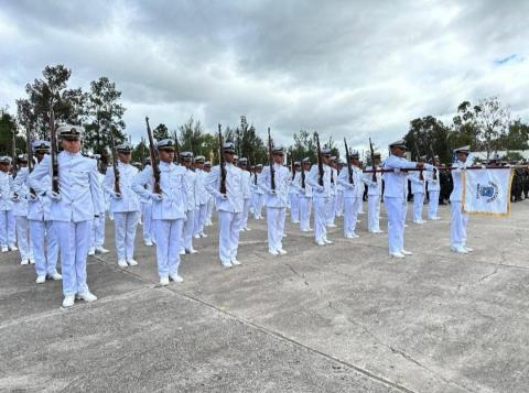 大縱橫文理補習班 - Amarda de Honduras 