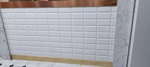 興隆裝修工程 - 店面裝修 貼鐵道磚