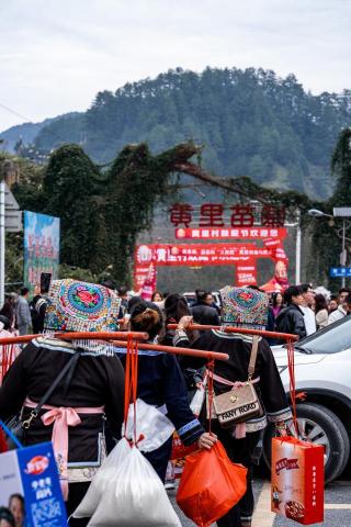 馮盈鈞(Tiffany) - 