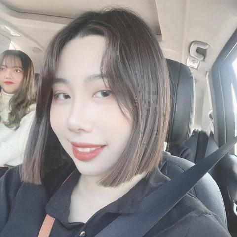 提供作文班服務的專家方珩