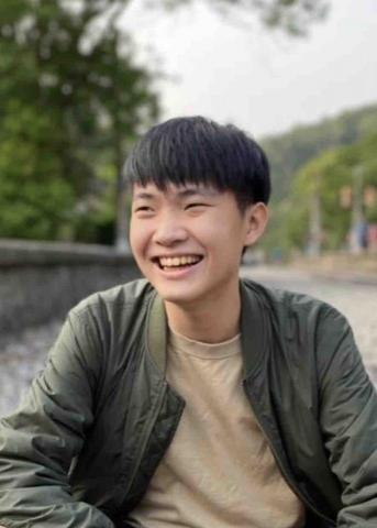 提供北投高中服務的專家周正