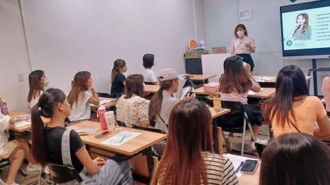 西雅斯國際美學 - 美甲教學