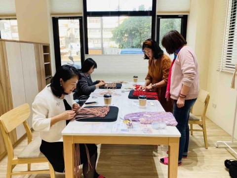 日籽空間macrame編織手作工作室 - 上課情況 日籽空間macrame編織手作工作室 - 上課情況