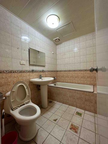 Riri精品衛浴 -  霧峰振興東街（翻修前）