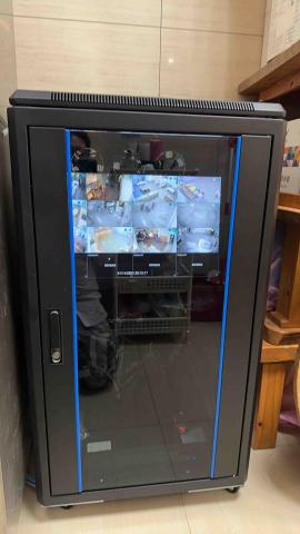 元宇通訊工程行 - 安裝機櫃，監視器系統安裝