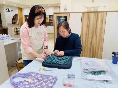 日籽空間macrame編織手作工作室 - 上課情況 日籽空間macrame編織手作工作室 - 上課情況