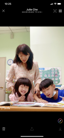 Teacher Julie (茱莉) - 個別教導英文寫作