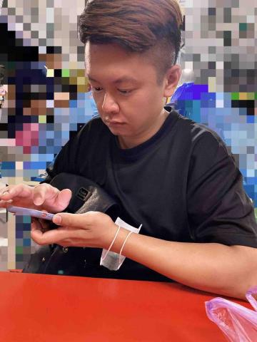 提供兼差服務的專家賴信合