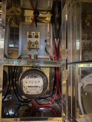 私家電匠⋯劉 - 南港東明街
電錶移位！線徑加大、設置錶前閘刀開關箱