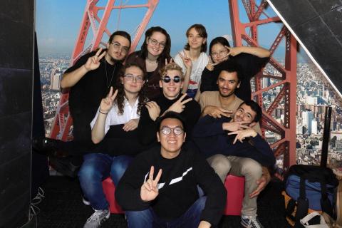 周怡彤 - 能夠以英文溝通交流