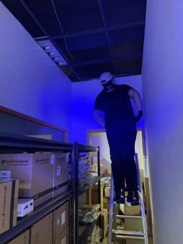 邊境環衛管理實業 -  邊境環衛管理實業 -