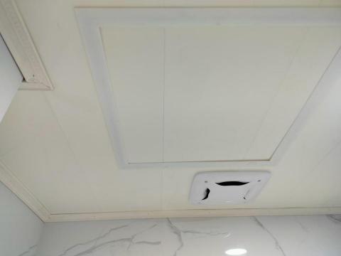 京堡工程行 - 浴室8吋瓷面防火pvc板