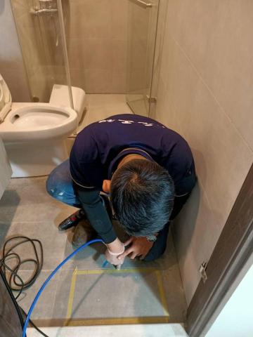 瀚元磁磚空心灌注/磁磚修復/隆起修復 - 磁磚空心灌注 瀚元磁磚空心灌注/磁磚修復/隆起修復 - 磁磚空心灌注