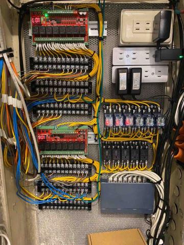 鴻職科技有限公司 - 