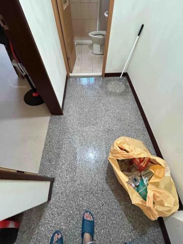 台中淨居夫妻 - 貓屎搞定
終於能輕鬆的走去廁所
不用擔心踩到貓屎了