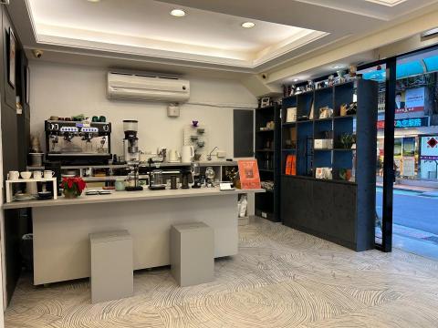 宋伯琳（清和室內裝修設計工作室） - 達人咖啡店