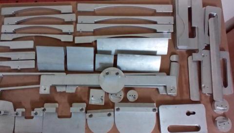 鴻爗精密工業有限公司 - 