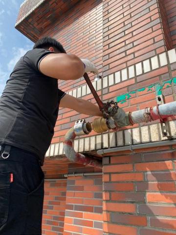 盛日消防安全設備有限公司 - 頂樓逆止閥更換