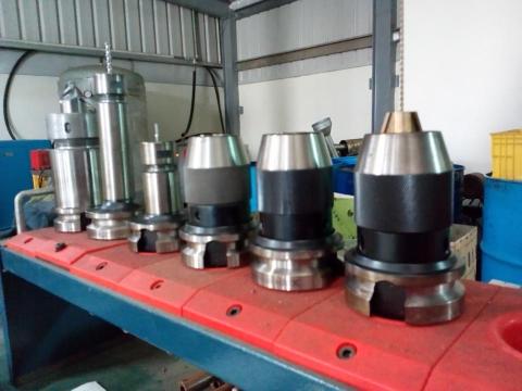 鴻爗精密工業有限公司 - 