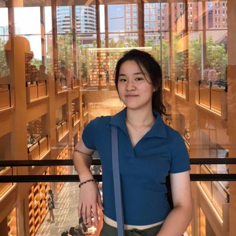 提供音樂系收入服務的專家陳芊方