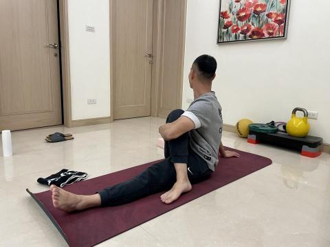 軟Q小瑜 Peggy 瑜珈老師 - 私人一對一