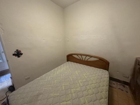 翁維廷 - 客戶要求幫她漆油漆
也完成了但因為不是專業油漆所以並沒有
用的這麼漂亮