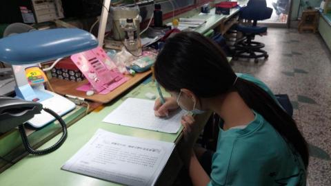 林辰叡 - 作文教學