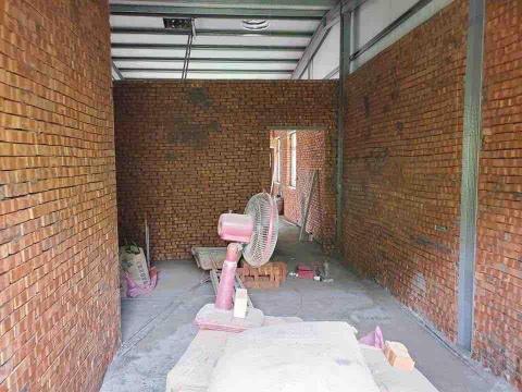 鴻德工程行 - 砌磚隔間