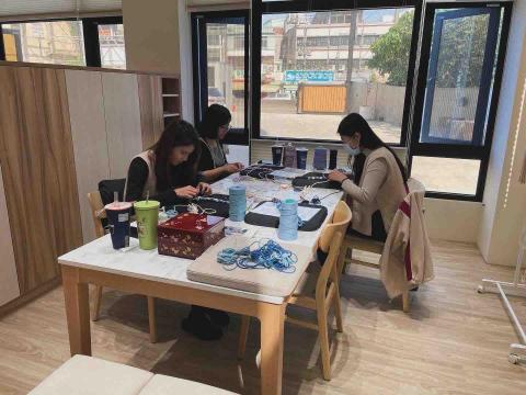 日籽空間macrame編織手作工作室 - 上課情況 日籽空間macrame編織手作工作室 - 上課情況