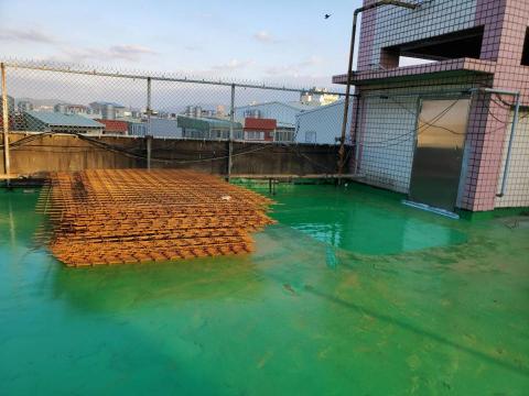 築壯有限公司 - 頂樓PU防水