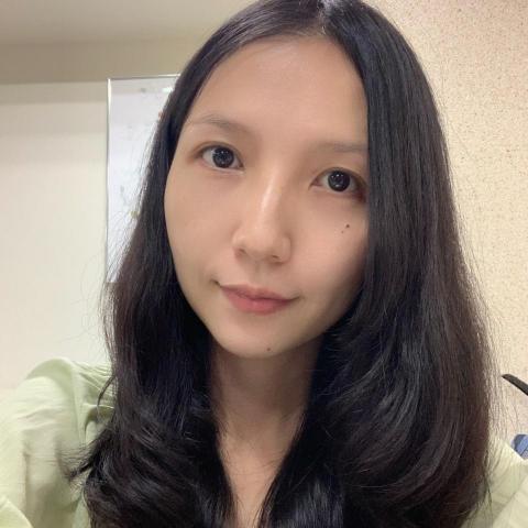 提供兼職服務的專家劉昱君