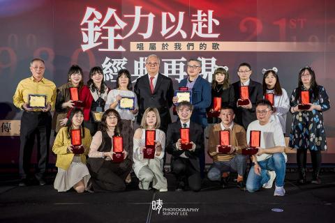 Sunny Lee(曉風中的晴天日記) - 公司尾牙拍攝 Sunny Lee(曉風中的晴天日記) - 公司尾牙拍攝