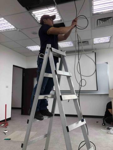 吳先生 - 投影機安裝-3