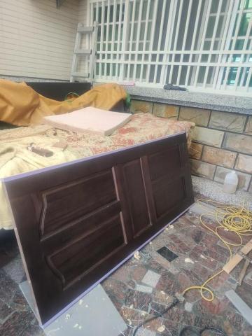 詠鑫整修工程行 - 胡桃木色實木門片 詠鑫整修工程行 - 胡桃木色實木門片