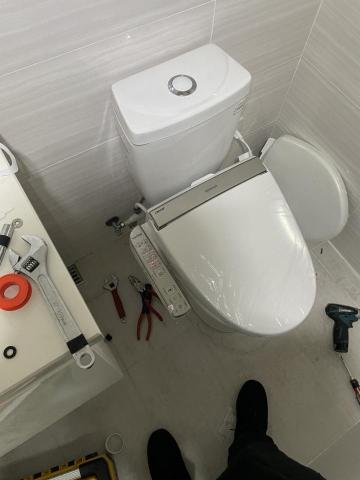 朱先生 - 馬桶裝拆/配件更換
