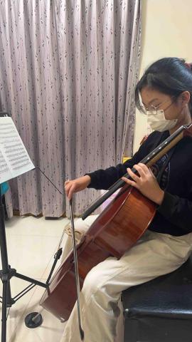 I-Ling Chen 鋼琴、大提琴、幼兒啟蒙教學 - 大提琴教學