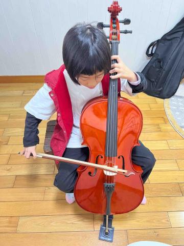 I-Ling Chen 鋼琴、大提琴、幼兒啟蒙教學 - 