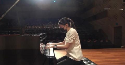 許老師 長笛/鋼琴/樂理教學 - 