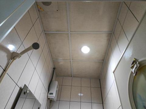 仲豪個人工作室 - pvc天花板除霉後 仲豪個人工作室 - pvc天花板除霉後