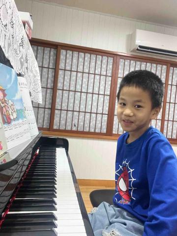 I-Ling Chen 鋼琴、大提琴、幼兒啟蒙教學 - 