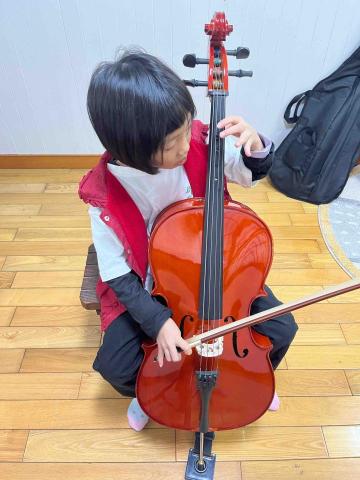 I-Ling Chen 鋼琴、大提琴、幼兒啟蒙教學 - 