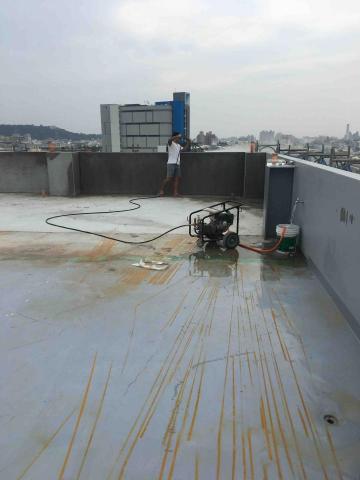 勝雨工程。油漆。防水。 -  勝雨工程。油漆。防水。 -