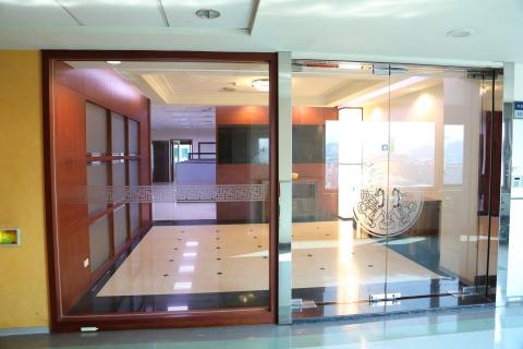 永續分享商務空間有限公司 - 永續分享大門