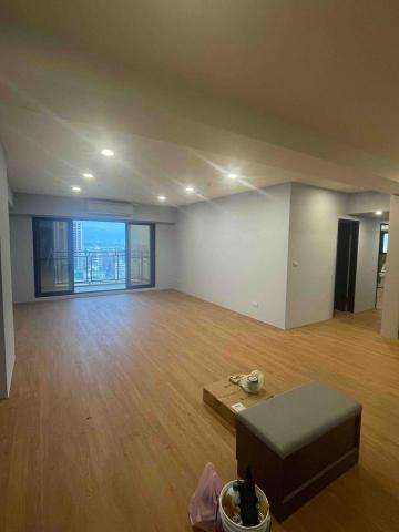 個人工作室 - 地坪保護拆除後施作木地板工程