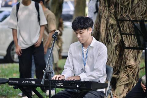 Edison Chang - 校內音樂表演