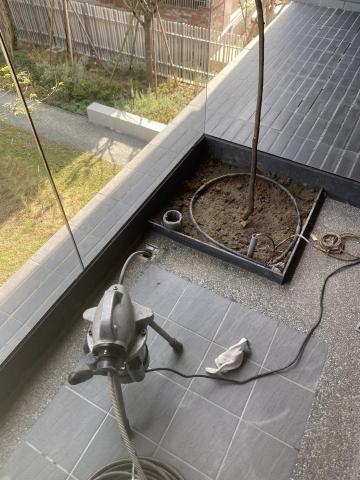 永立淨包通工程行 - 戶外陽台通水管