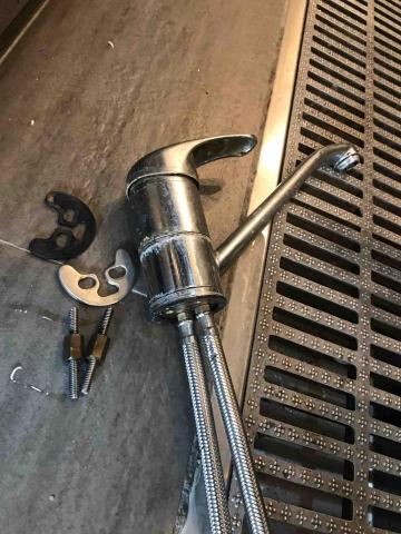 寬哥水電 - 竹北嘉豐五路更換廚房單槍冷熱水龍頭