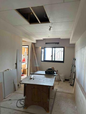 威聖裝潢工程行 - 天花板壁掛式冷氣銅管包覆