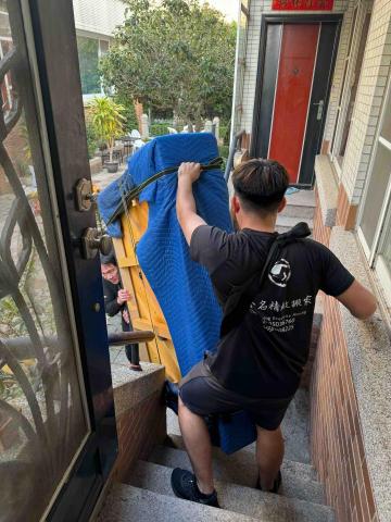 台中搬家公司推薦.澄名精緻搬家 - 鋼琴起重行