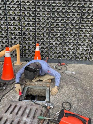 魏羿 - 水溝蓋更換 新增承重框